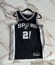 Ultimate San Antonio Spurs Collector and Super Fan Gift Guide 55