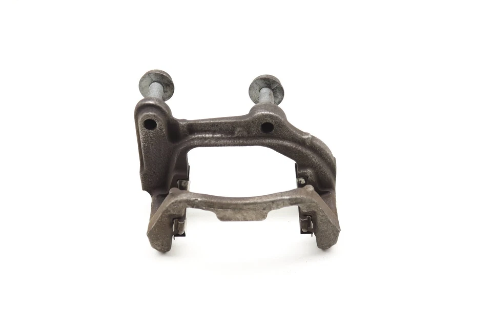 BMW 530I XDRIVE 2017-2023 - Porta pinza de freno trasero derecho / soporte 6870584 Foto 2 de 4