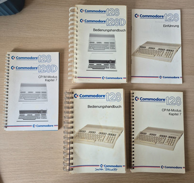   5 Bücher - Commodore 128 Bedienungsanleitungen   Commodore C128 C 128  