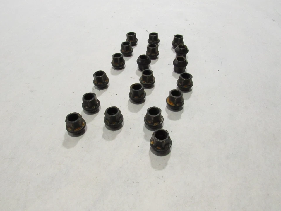 Juego de tuercas de perno para llanta Ferrari 488 Spider 2017 19 piezas 15-19 |:Y Foto 2 de 4