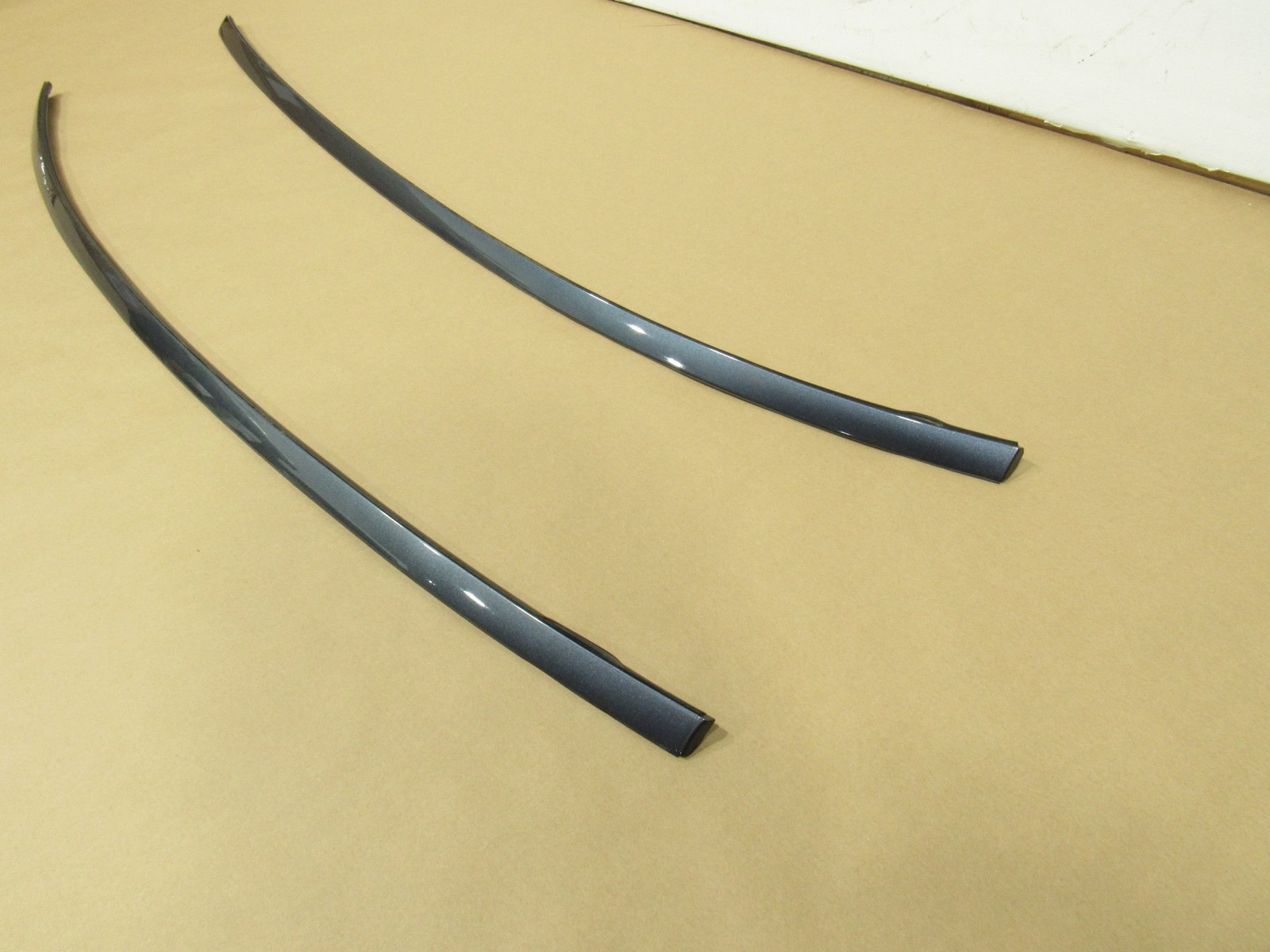 08-12 Maserati Granturismo S 2010 Right Left Roof Rail Molding Trim Cover Set ^Y