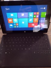 2 in 1 touchscreen Microsoft Surface 10.6in windows RT - Model 1516 32GB Wi-Fi