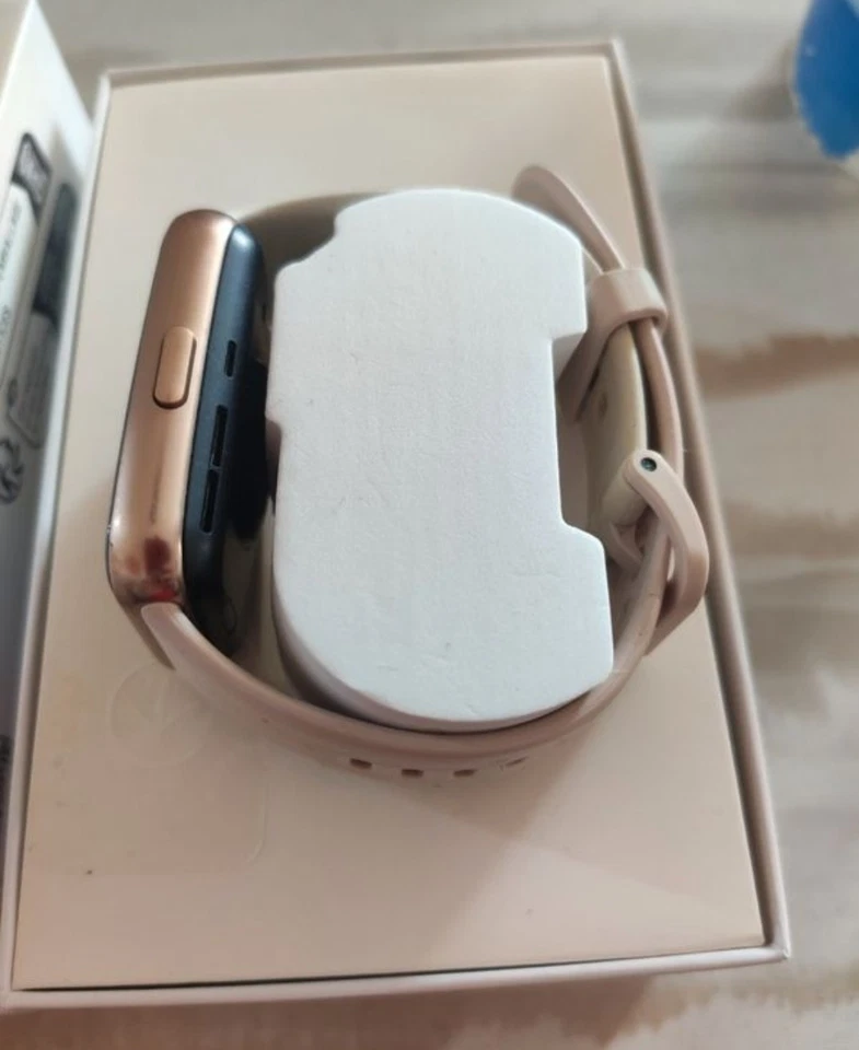 Huawei Watch Fit 2, photo 2 sur 5