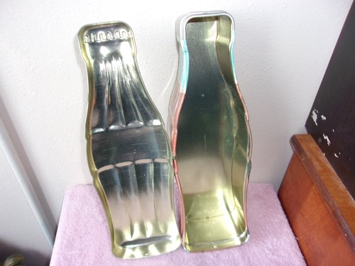 DE COLECCIÓN ""EN FORMA DE BOTELLA DE COCA-COLA"" PUBLICIDAD LATA DE METAL VACÍO...1997 - Imagen 6 de 7