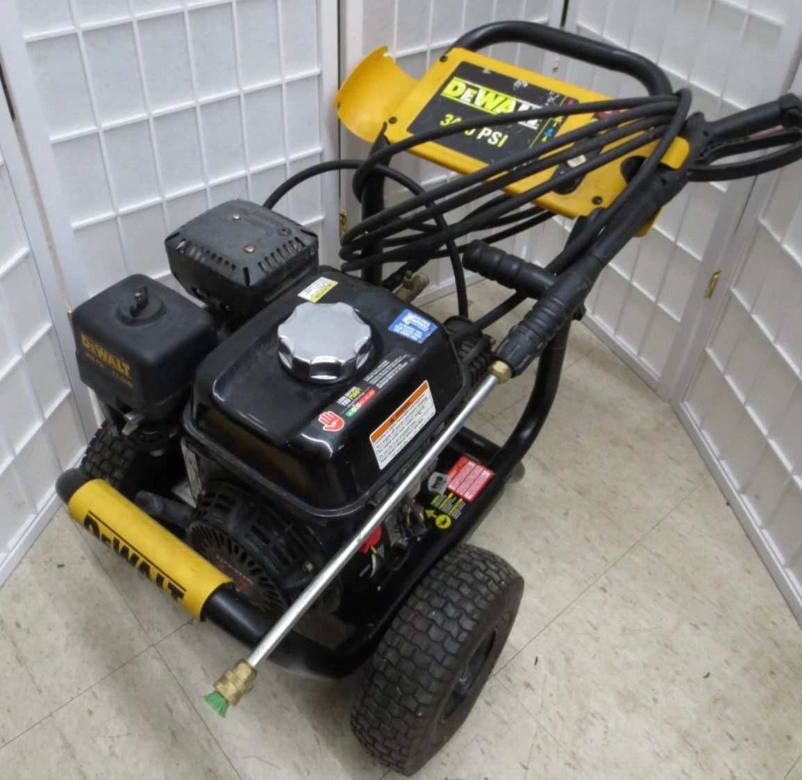 DEWALT DXPW3425 GAS POWER PRESSURE WASHER 3400 PSI WITH HONDA GX200 ENGINE