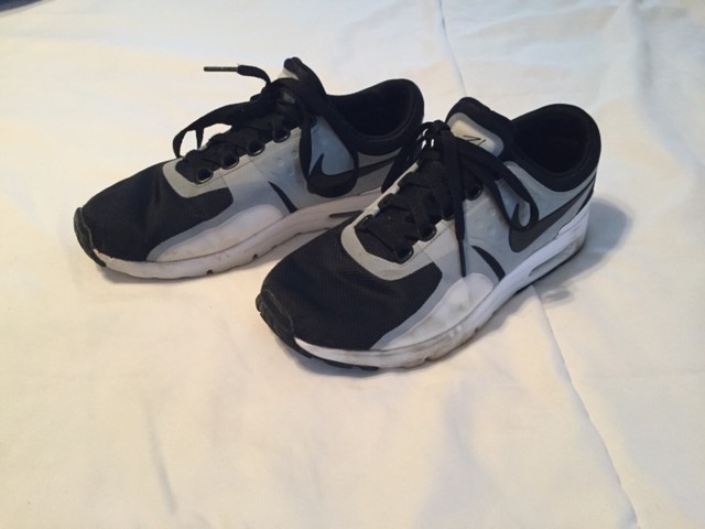 nike air max zero size 7.5