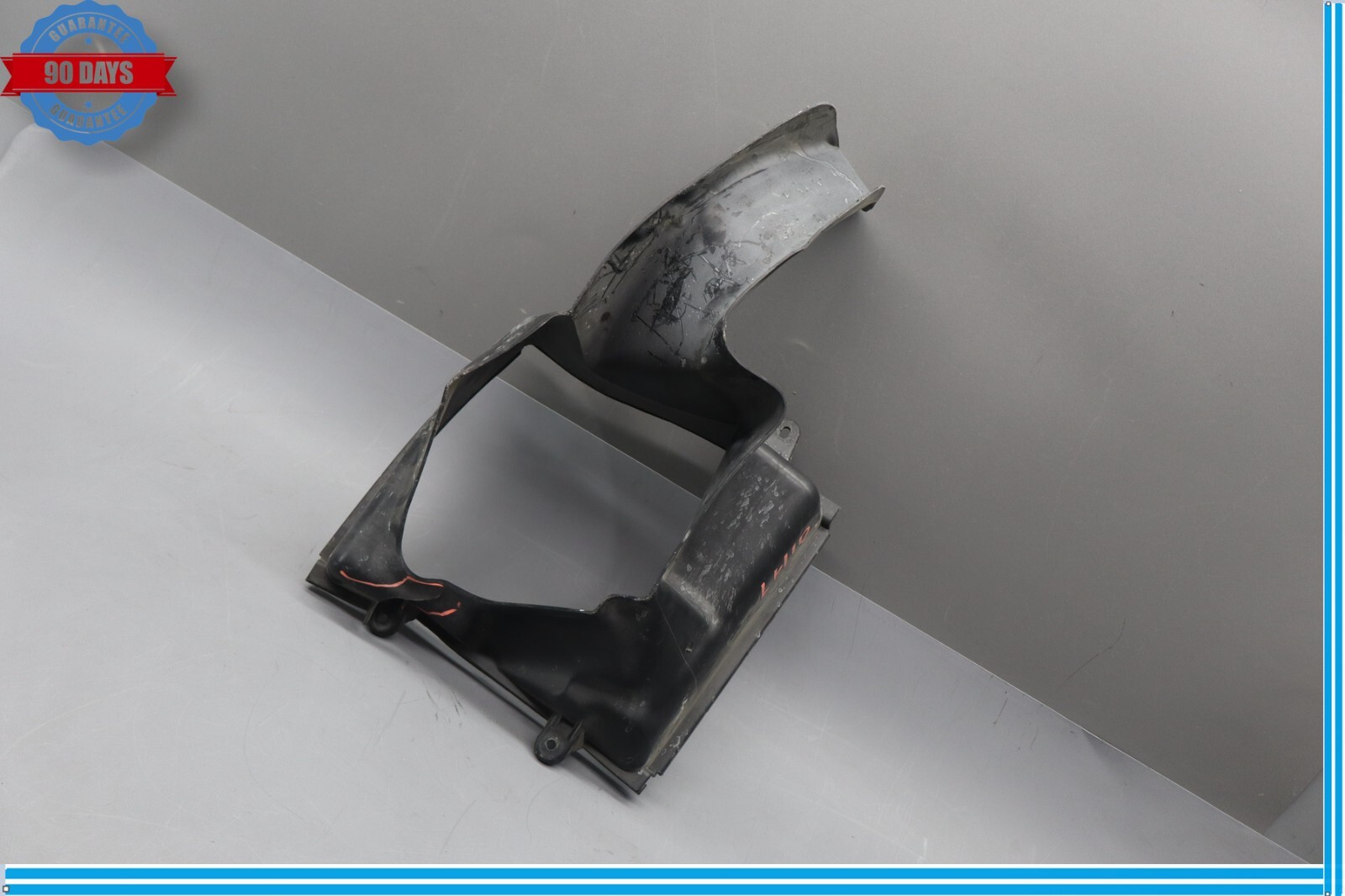 14-18 Maserati Ghibli M157 Front Left Side Intercooler Duct Shroud 670004140 Oem