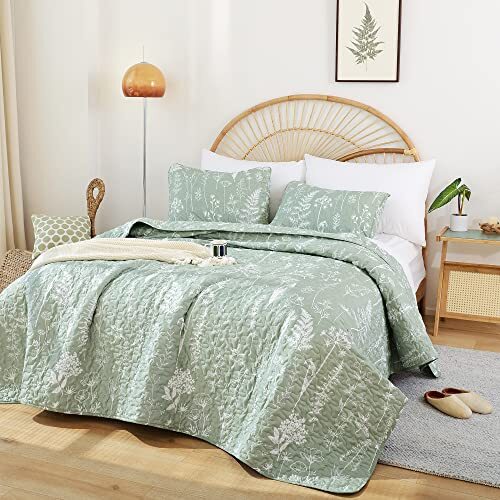 Quilts Size Quilt Botanical with Floral Pattern Microfiber Queen Sage Green - Picture 2 of 8