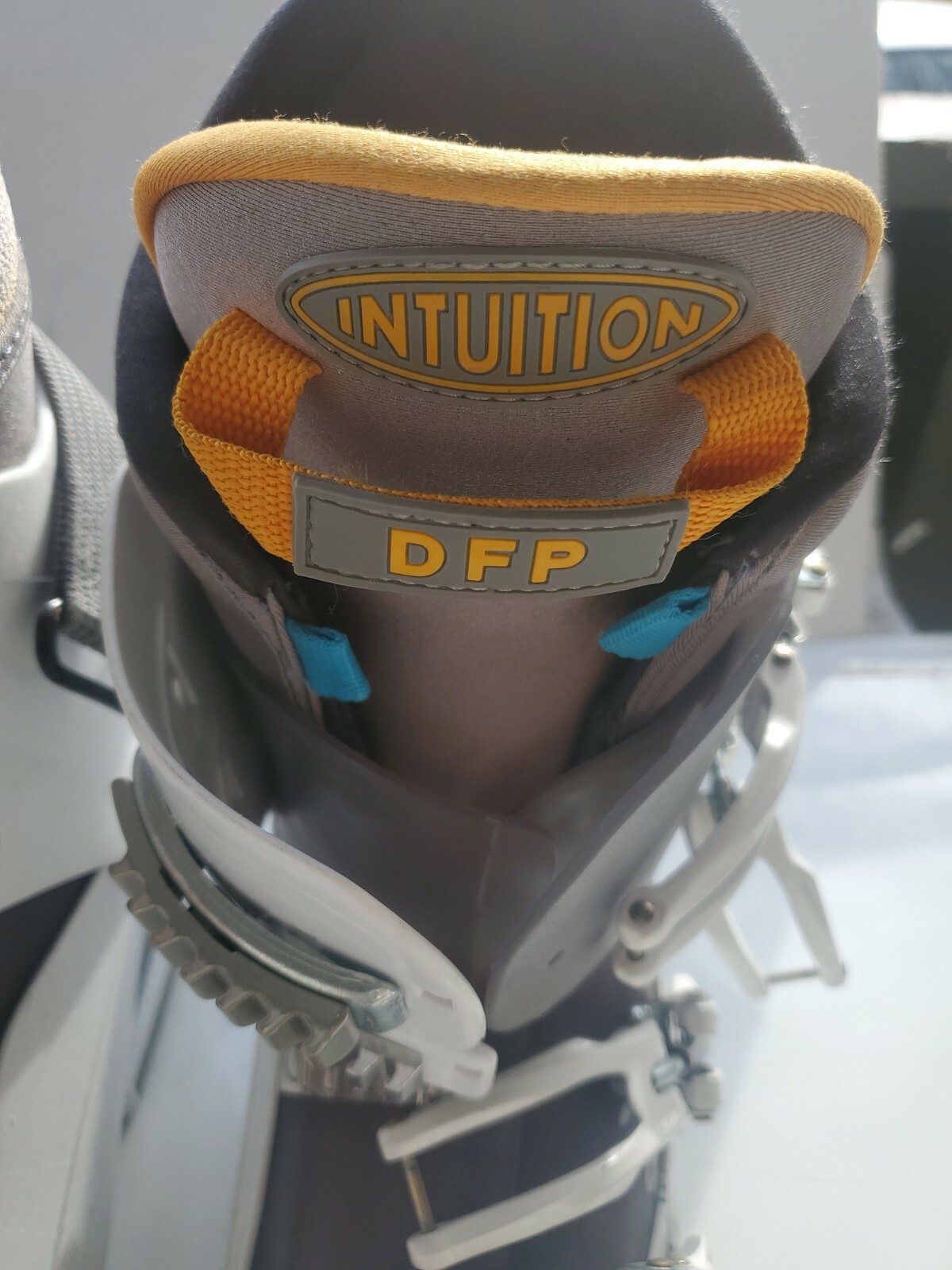 Scarponi da sci donna Salomon Energyzer 60 intuition dfp 23