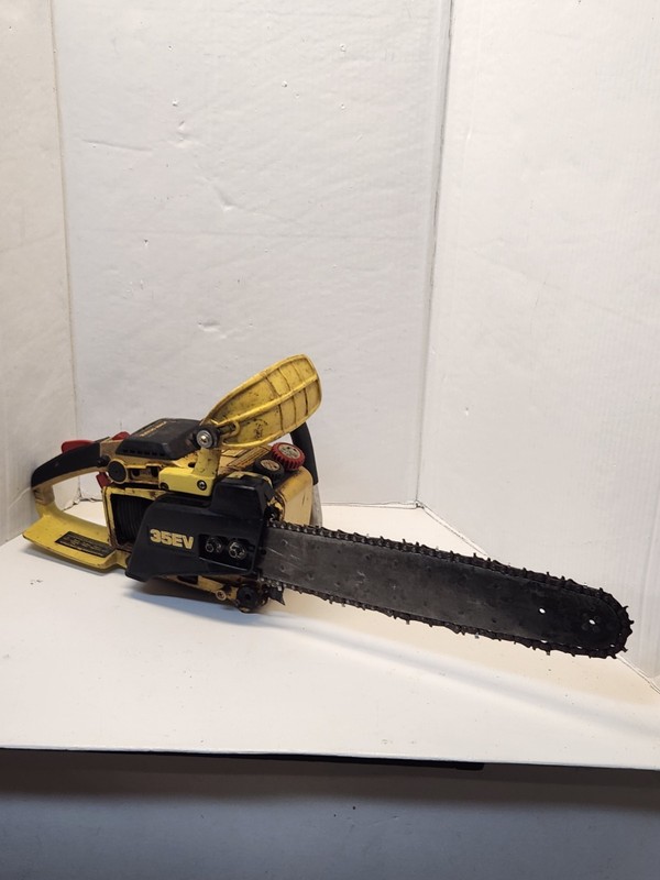 Vintage John Deere Chainsaw EV-35 Parts Repair 16" Bar Deere & Co Japan