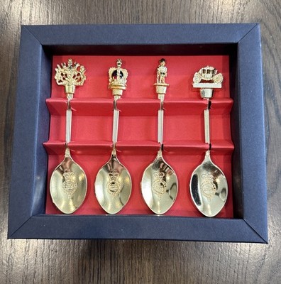 The Royal Collection 4 Spoon Set 22K Carat Gold St. James s Palace