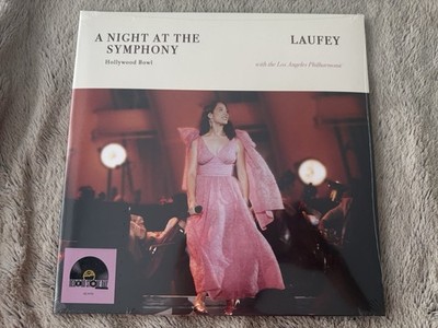 ￼稀少品Laufey A Night At The Symphony 2LP LAUFEY A Night At The Symphony Hollywood Bowl limited 2LP RSD for