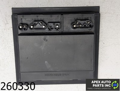 OEM 2004 Chrysler Crossfire 3.2L Front Relay Fuse Junction Box Control Module