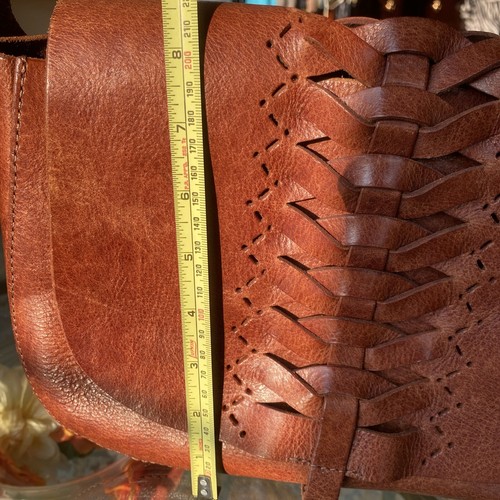 Lucky Brand Y2K Vintage Aged Leather Saddle Bag Crossbody Caramel Brown Pre-own - Picture 15 of 21