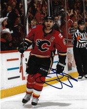 Calgary Flames Mark Giordano Autographed Signed 8x10 NHL Photo COA #2