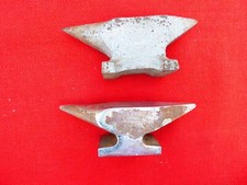 lot : enclume miniature outil ancien