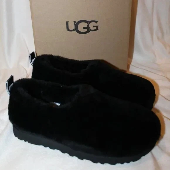NIB UGG Women's Shearling Bootie Cozy Slippers Black 6 - Image 2 of 4