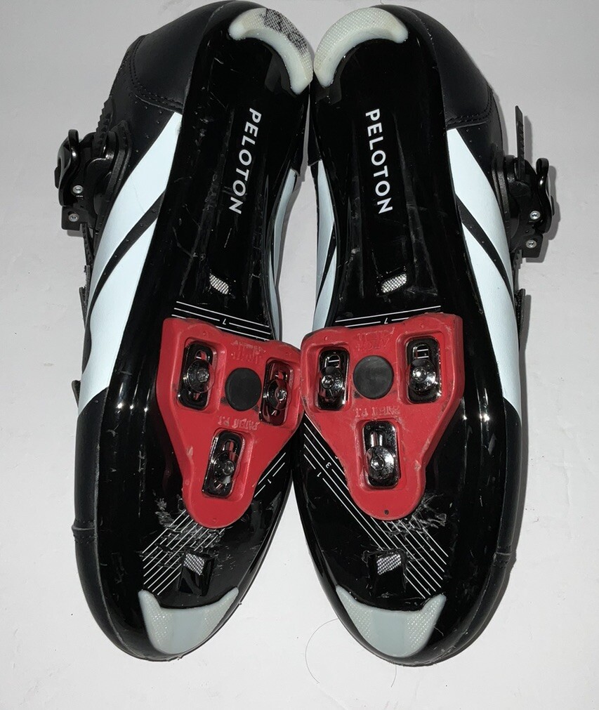 Peloton Bike & Bike+ Cycling Shoes Size 42 Men display picture 2