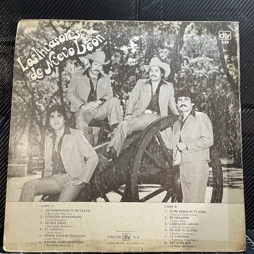 LOS INVASORES DE NUEVO LEON/ Ni Me Debes Ni Te Debo / MEXICO 12" LP Norteño - Picture 2 of 4