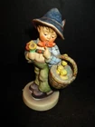 HUMMEL Goebel Figurine  Easter Greetings 378 TMK-5 Made in Germany  V331 PH