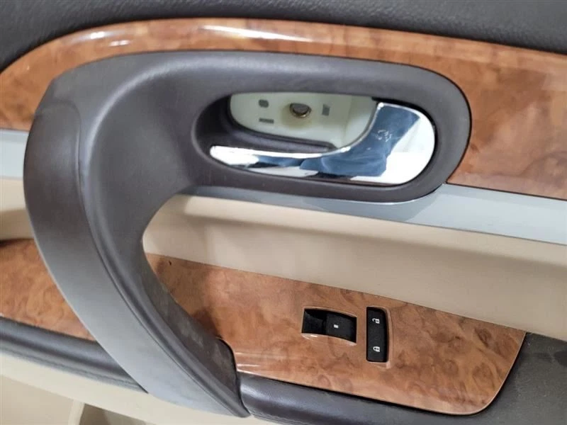 2010-2012 BUICK ENCLAVE RIGHT RH FRONT PASSENGER DOOR PANEL BROWN TAN - Image 3 of 4