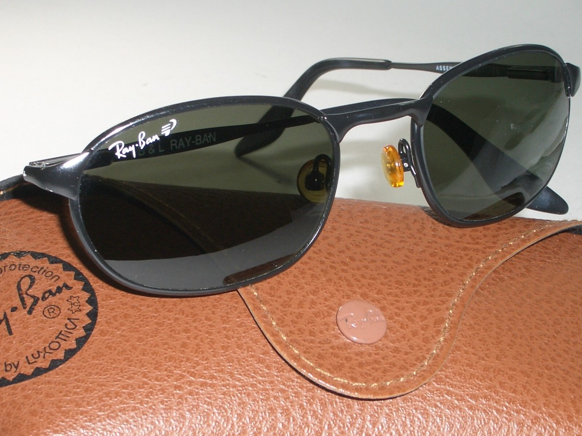 VINTAGE B&L RAY-BAN HIGHSTREET W2964 SLEEK BLACK POLARIZED VINTAGE B&L RAY-BAN HIGHSTREET W2964 SLEEK BLACK POLARIZED