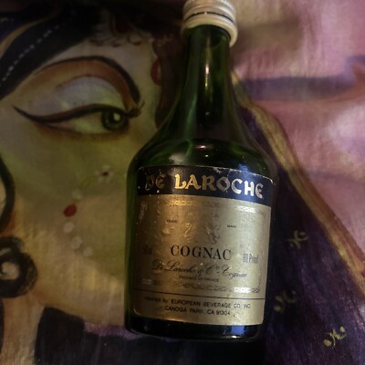 DE LAROCHE  COGNAC Old School Vintage Indian Bottle 5 ml EMPTY