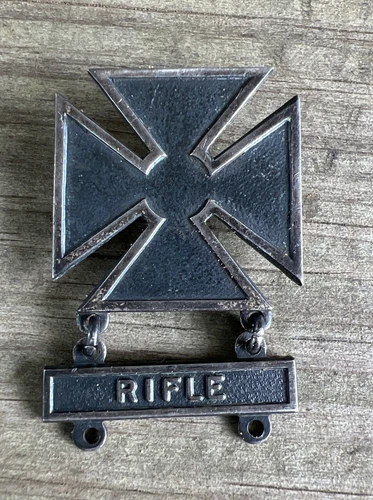 Vintage Military Rifle Pin WW2 Iron Cross Award Medal Sterling Silver Rifleman