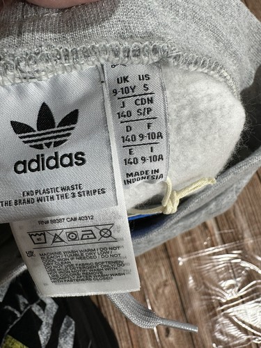 NWT Boys Adidas Heather Gray Shorts Size S Drawstring Waist Pocket - Picture 7 of 9