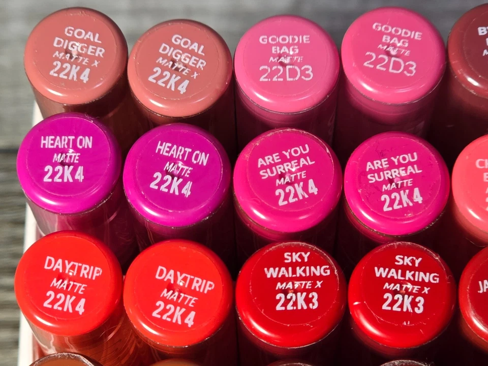 Colourpop Lippie Stix Lip Gloss Matte Creme - PICK YOUR SHADE - Image 4 of 4