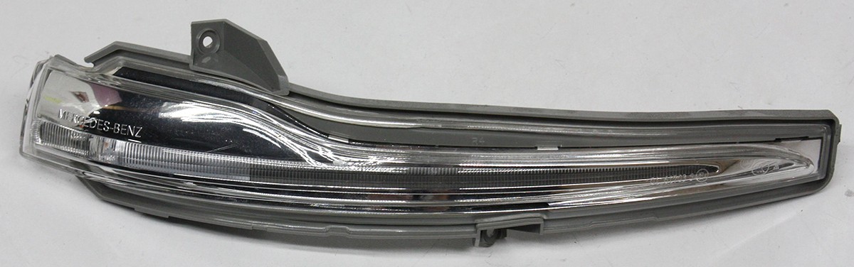 0999067401 OEM Right Passenger Side Mirror Signal Lamp For