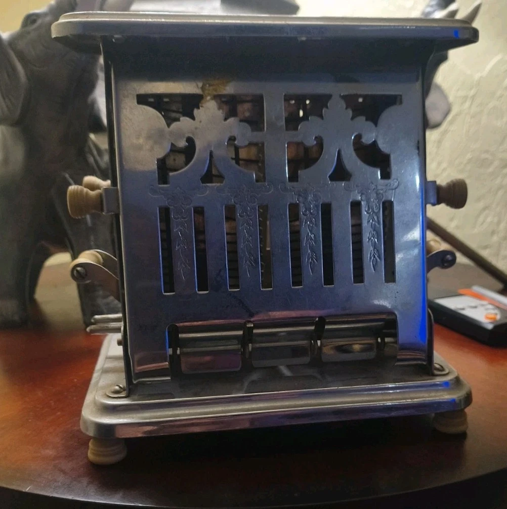 Antique Universal Toaster for sale | eBay