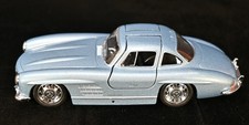 Mercedes-Benz 300 SL Gullwing Coupe 1:36 Welly NEX New Exploration of Models