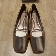 New 130 Franco Sarto A-Flexa Amaya Women's Ballet Pink Rose Gold size 8.5m