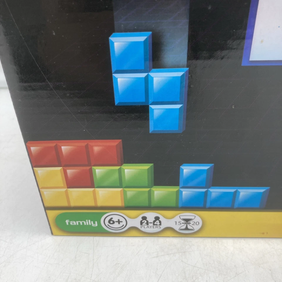 BRAND NEW 2011 Tetris Link The Strategic Family Game of Linking and Blocking - Image 2 of 4