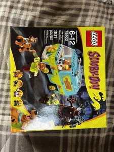 LEGO Scooby-Doo: The Mystery Machine (75902) New Sealed