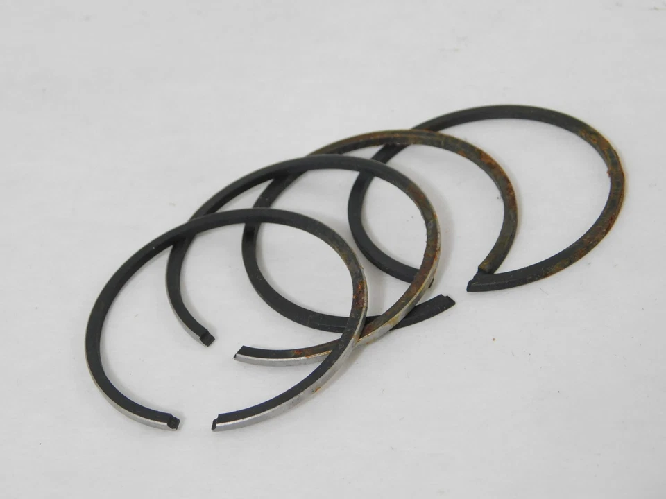 1 Juego de anillos de pistón Yamaha YL1 1966-1967 genuinos NOS .50 MM OEM 134-11610-20 Foto 2 de 3