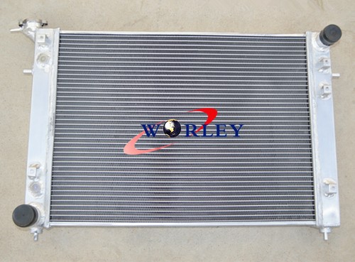 3 Row Aluminum Radiator for Holden Commodore VN VG VP VR VS V6 3.8L & hose - Picture 4 of 9