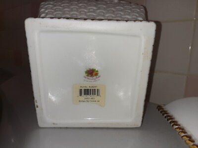 1962 Royal Albert Old Country Roses Cookie Jar 12