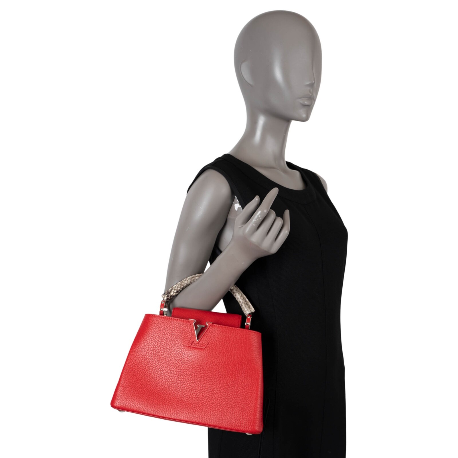 70270 auth LOUIS VUITTON Rubis red Taurillon leather CAPUCINES BB Bag image 9