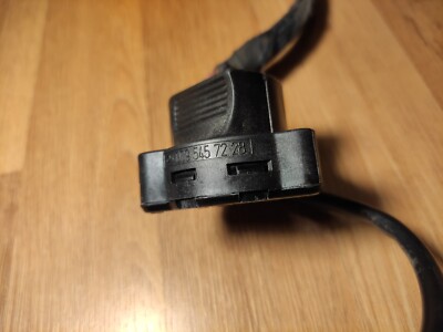 メル29681　0507 Mercedes 124 PIN BUSHING HOUSING IGNITION/STARTING SWITCH 7