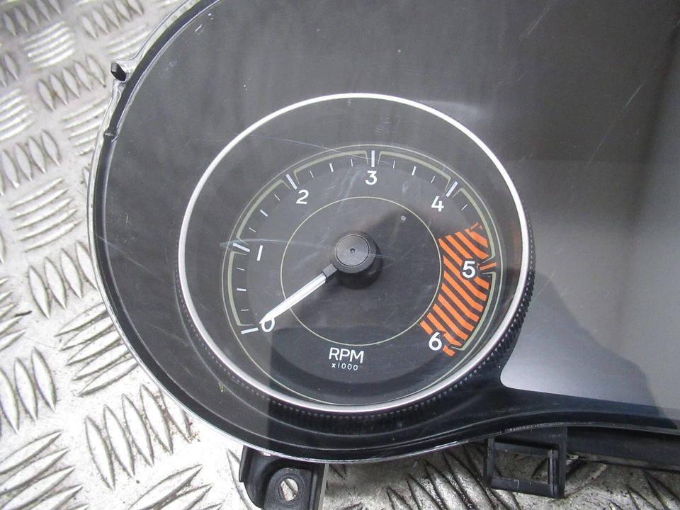 2014 JEEP CHEROKEE M-JET KL 4x4 2.0 DIESEL MANUAL MK5 5DRS SPEEDOMETER *4736 - Image 3 of 4