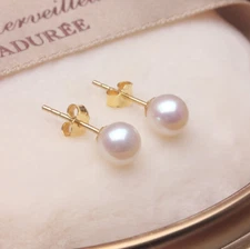 10k Gold Genuine 6mm ROUND Freshwater White Pearl Stud Earrings Gift Box