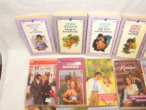 Lot of 28 Harlequin Presents Romance Novel Paperbacks From 1980-90s Vintage #4 - Picture 2 of 10