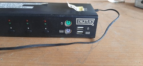 Digital DC-12202-1 4 radio switcher selector -powers on untested (849) - Picture 6 of 11