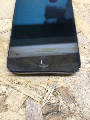 Apple iPod Touch 4th Generation Model A1367 32GB Silver TESTED WORKING!! RS - Picture 4 of 6