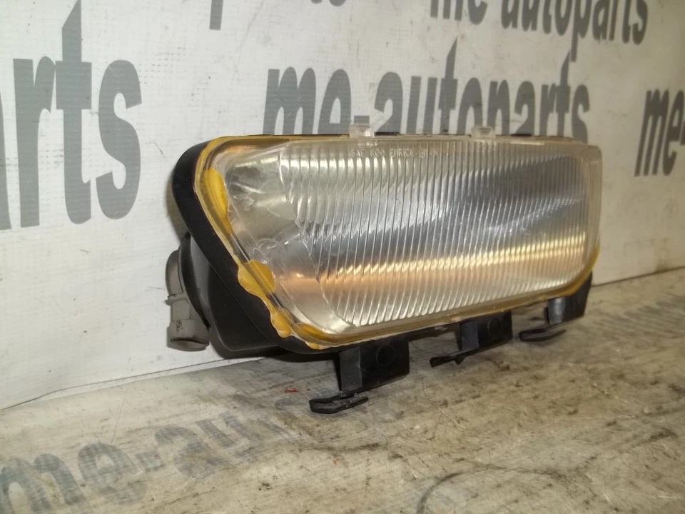 Оригинальный передний указатель поворота для правостороннего пассажира 00–05 Cadillac Deville 25666736 - Изображение 2 из 4