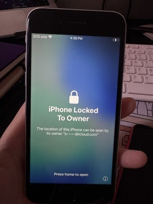 Apple iPhone SE 3rd Gen 64GB White For Parts