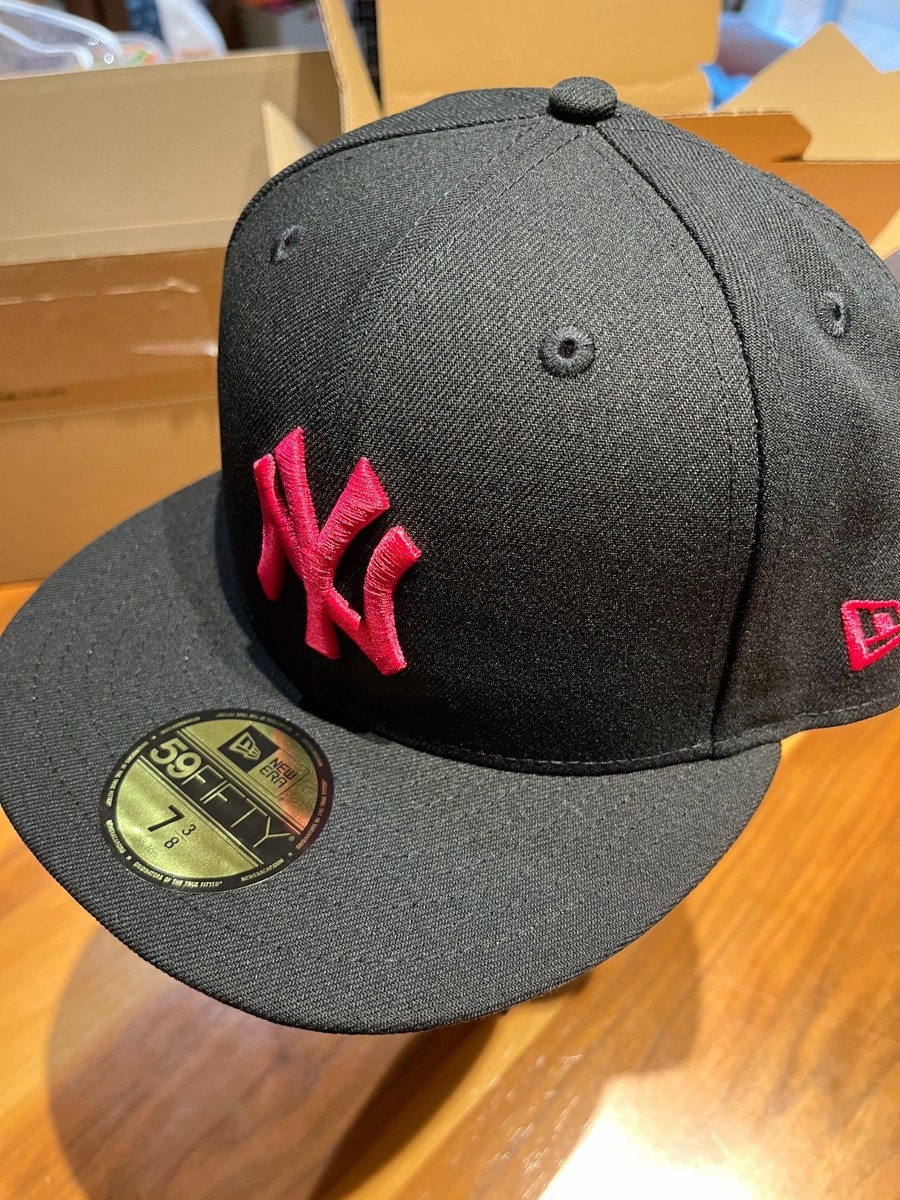 NEW ERA 59Fifty Cap New York Yankees Black × Strawberry MLB New