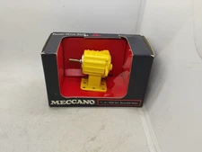 Meccano No. 11053 1 1/2 - 4 1/2 Volt DC Reversible Motor w/ Box Made in England 